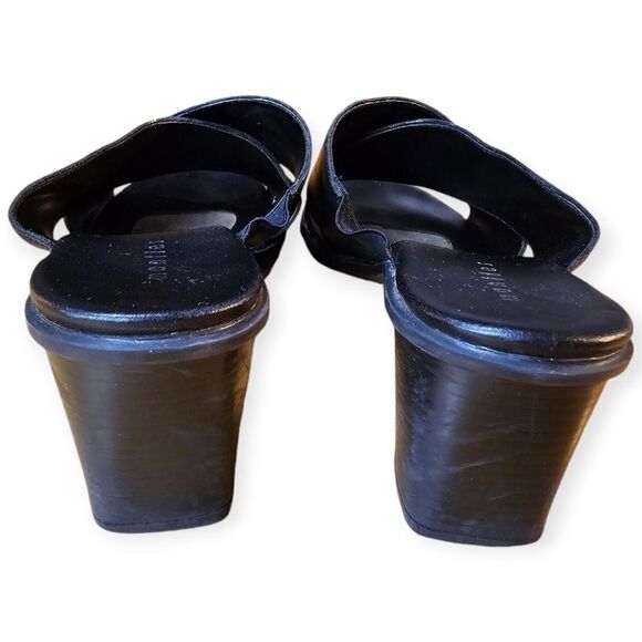 Mantles Black Leather Block Heel Sandals Size 10 - Picture 8 of 9